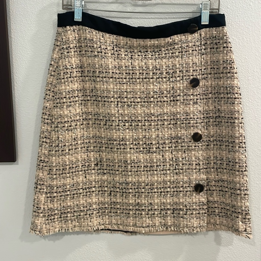 Ann Taylor a-line skirt size 8